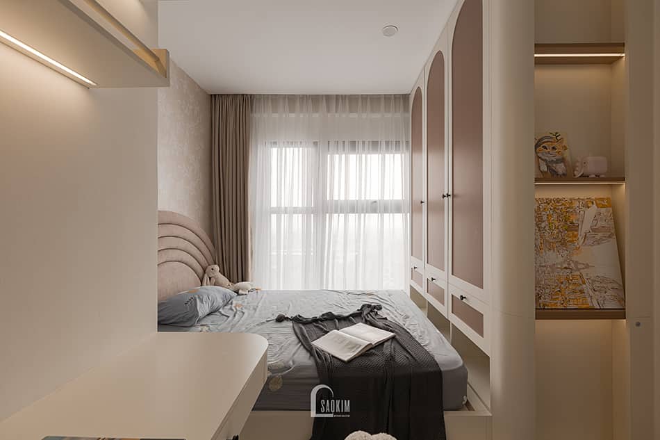 Hoàn thiện thiết kế thi công nội thất phòng ngủ con gái chung cư Aqua Bay Ecopark - phong cách Parisian gàm màu trắng và hồng