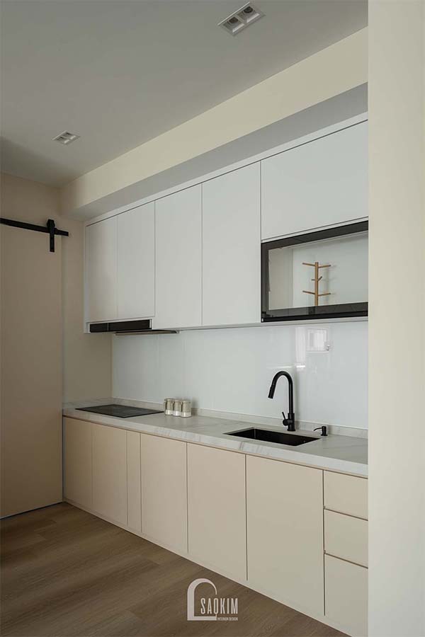 Thi công nội thất phòng bếp chung cư 48m2 Lacasta Văn Phú theo phong cách tối giản